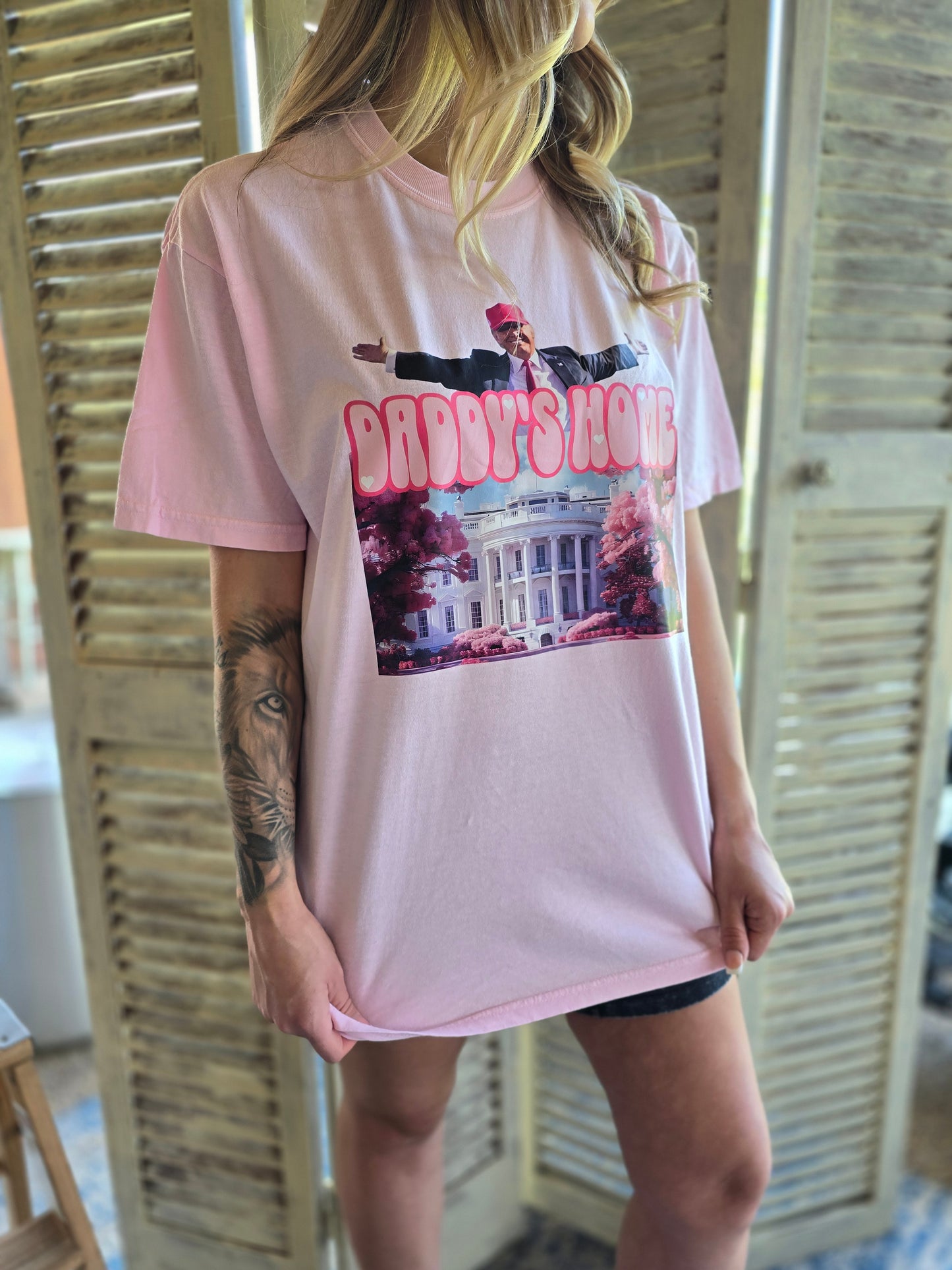 TRUMP 2024 DADDY'S HOME  | Custom Unisex Tshirt