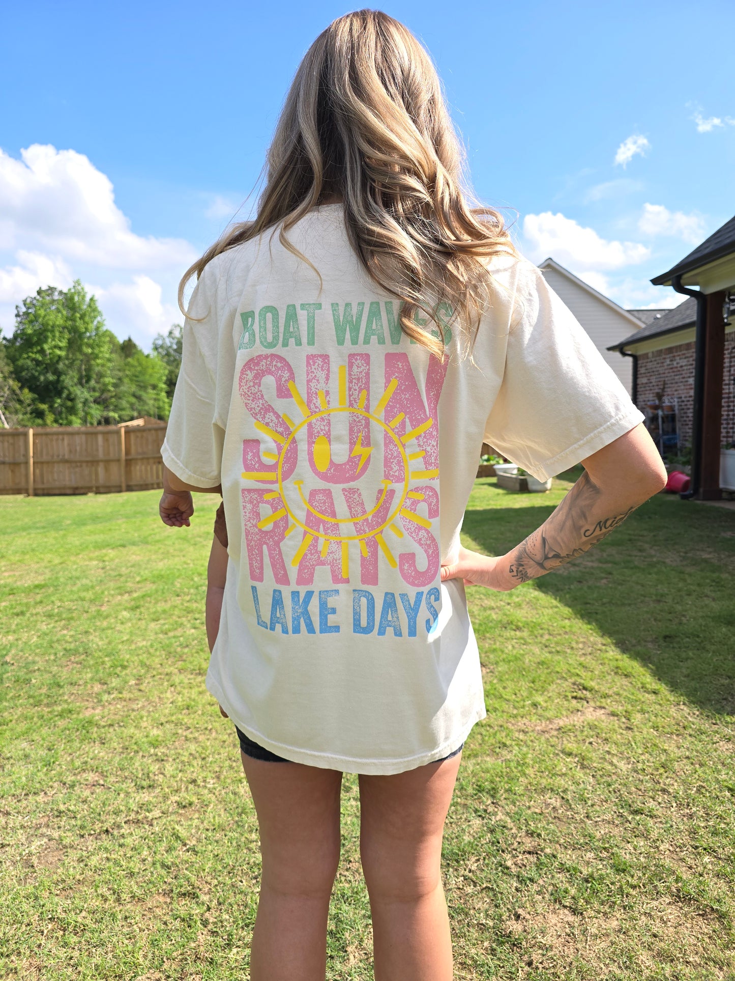 BOAT WAVES SUN RAYS LAKE DAYS | Custom Unisex TSHIRT