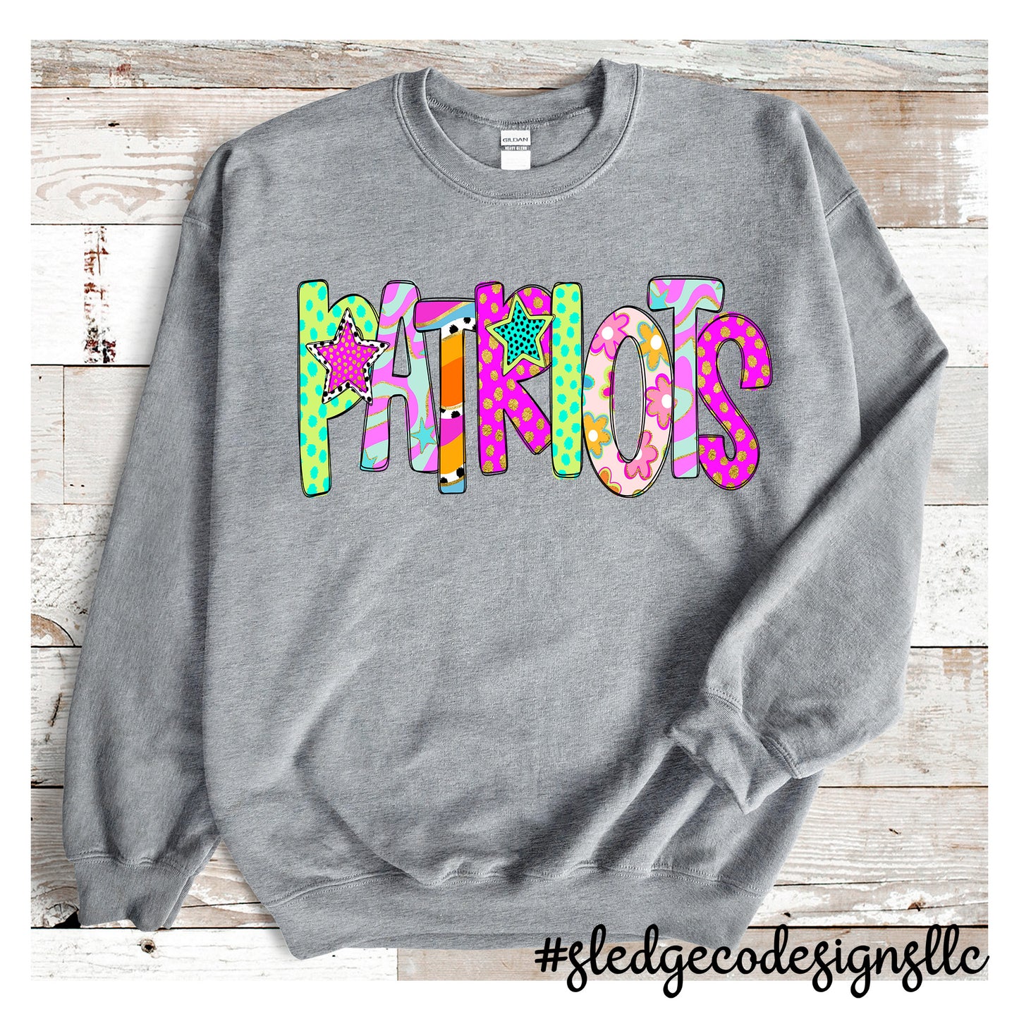 PATRIOTS | ROWDY RETRO | Custom Unisex SWEATSHIRT