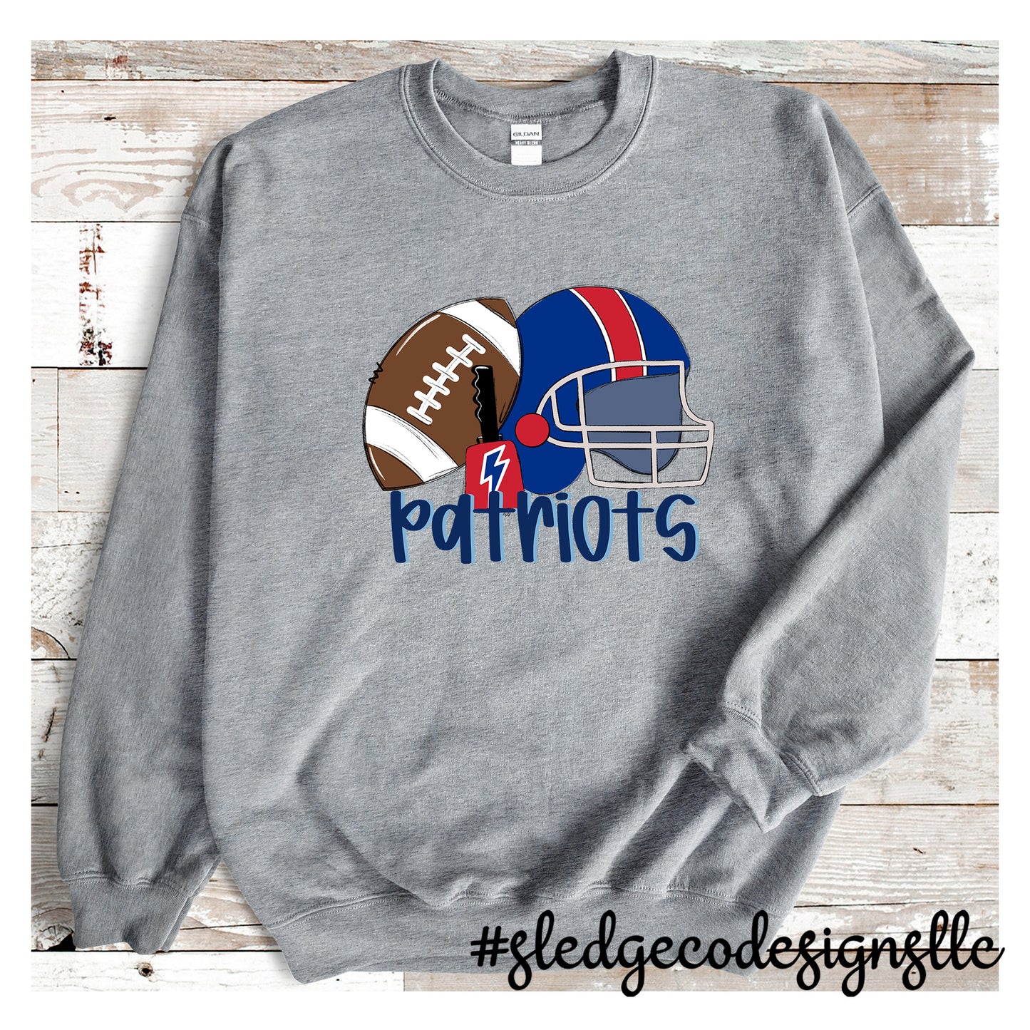 LEWISBURG PATRIOTS | FOOTBALL HAND DRAWN | SOFTSTYLE UNISEX SWEATSHIRT
