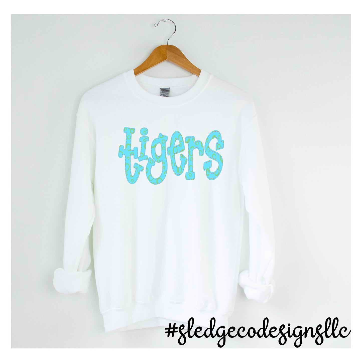 HERNANDO TIGERS STITCHED | CUSTOM UNISEX SWEATSHIRT