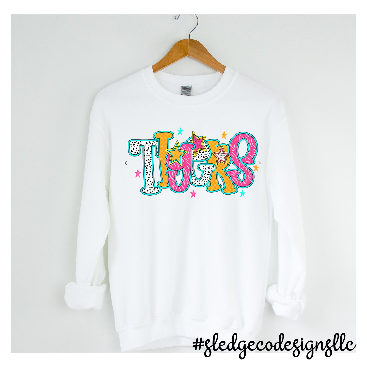 HERNANDO TIGERS | FUNKY | UNISEX SWEATSHIRT