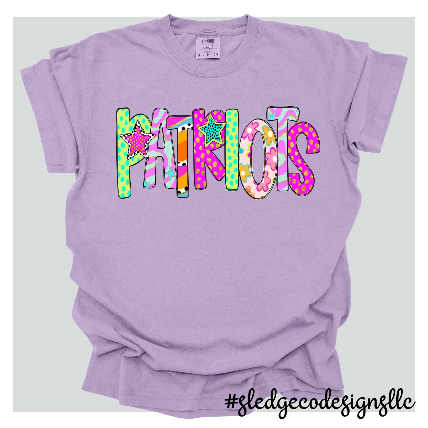 PATRIOTS | ROWDY RETRO | UNISEX Custom Tshirt