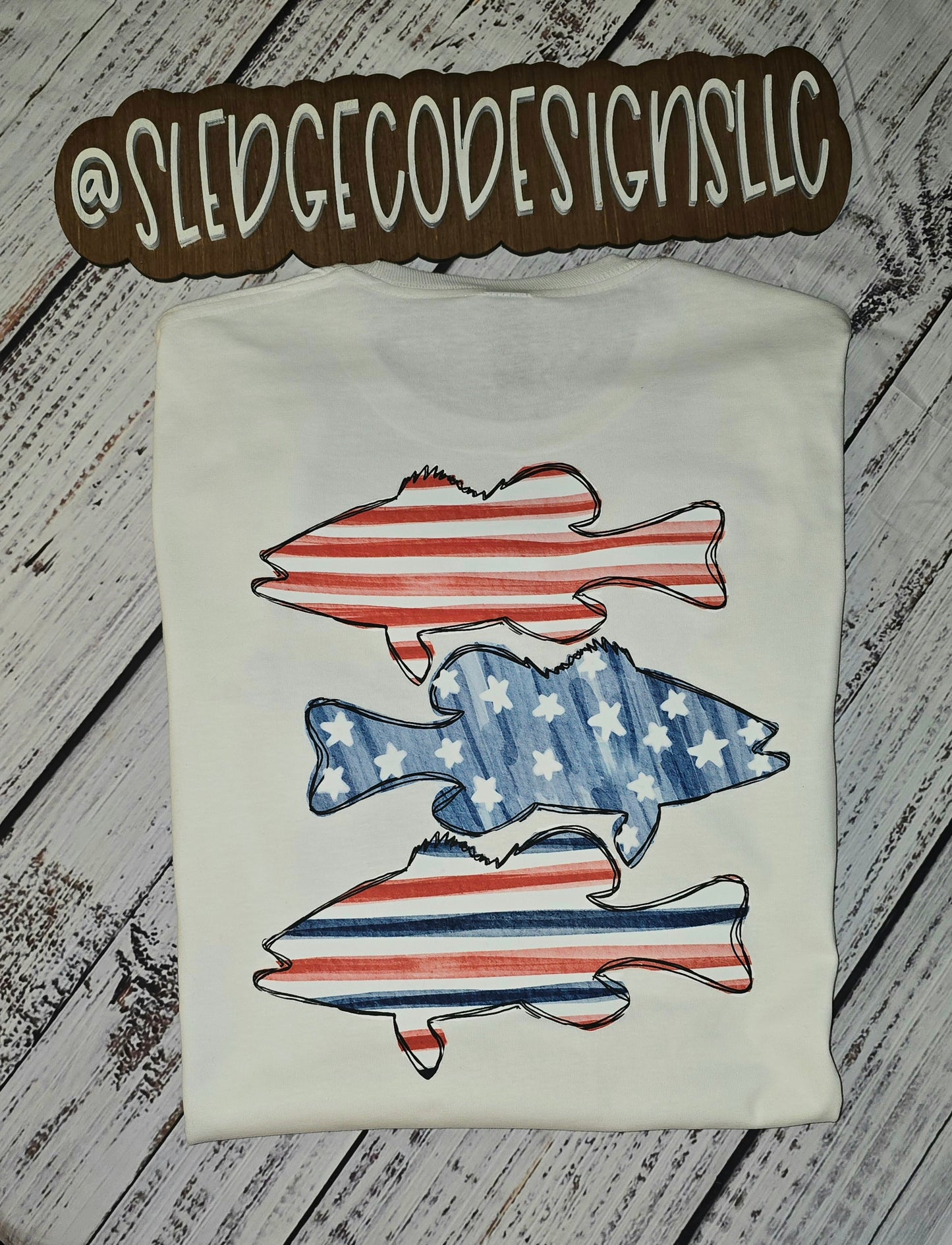 RED WHITE BLUE FISH (FRONT) | FISHING SHIRT | JULY 4TH SOUTHERN | TSHIRT